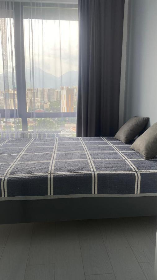 Heaven Apartment Mountain View Алмати Екстер'єр фото