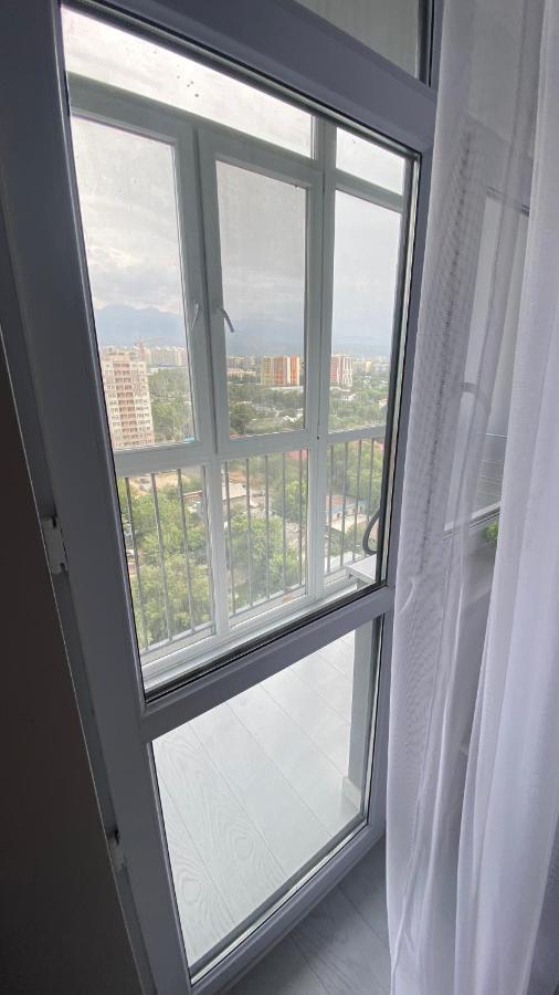 Heaven Apartment Mountain View Алмати Екстер'єр фото